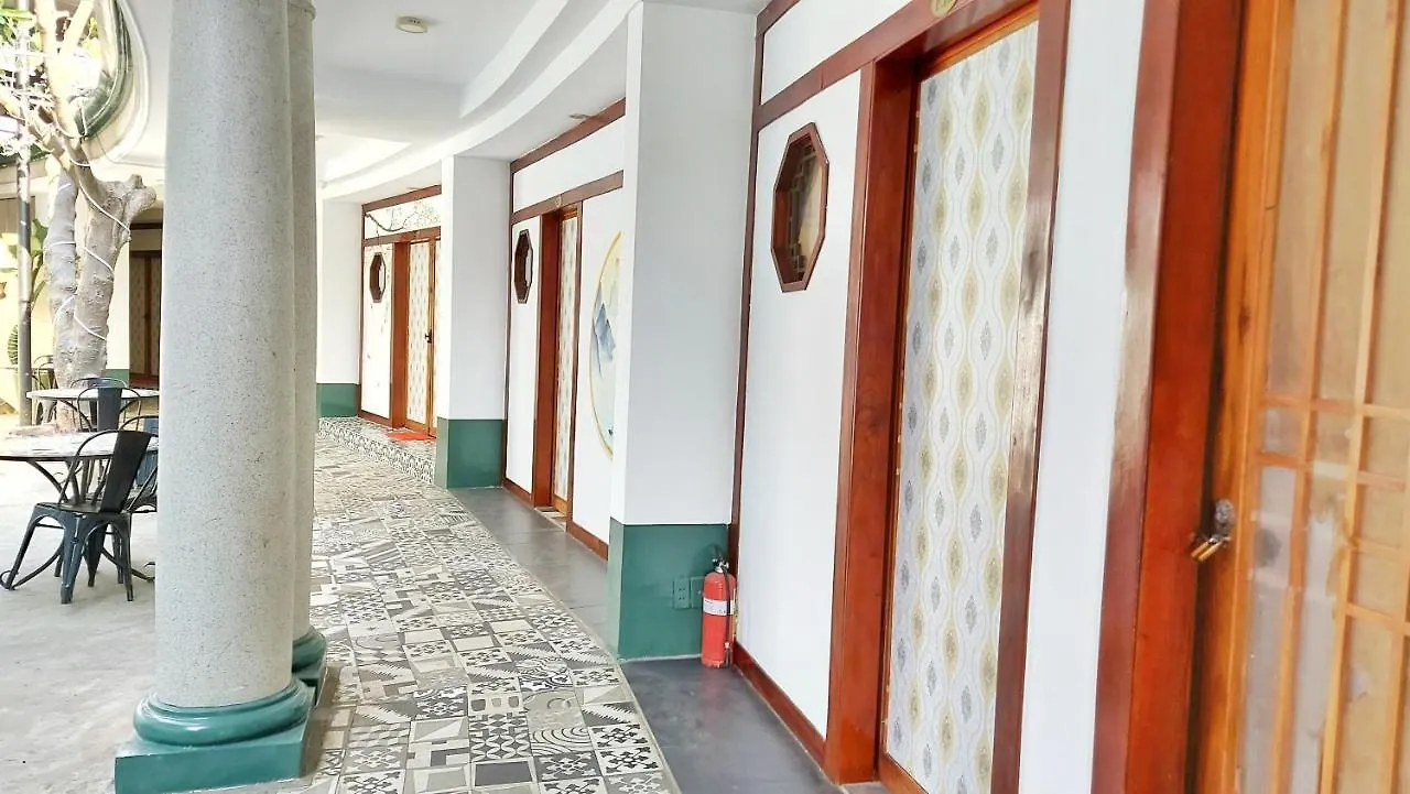 Bai Truoc Hotel Vung Tau 2*,