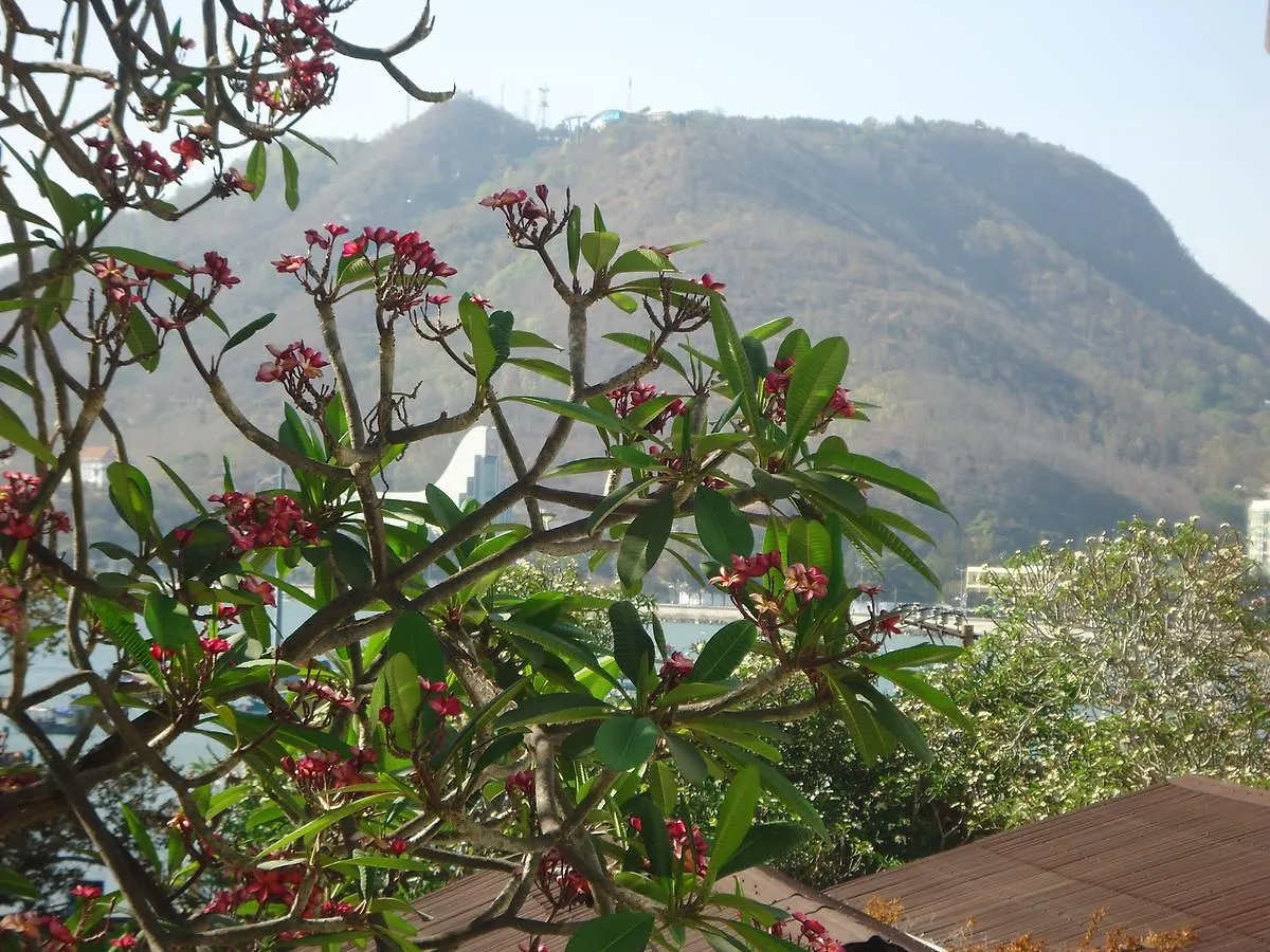 Bai Truoc Hotel Vung Tau 2*,